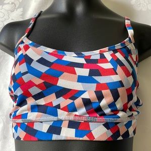 Lululemon sports bra racerback with back mesh for cooling Sz 6